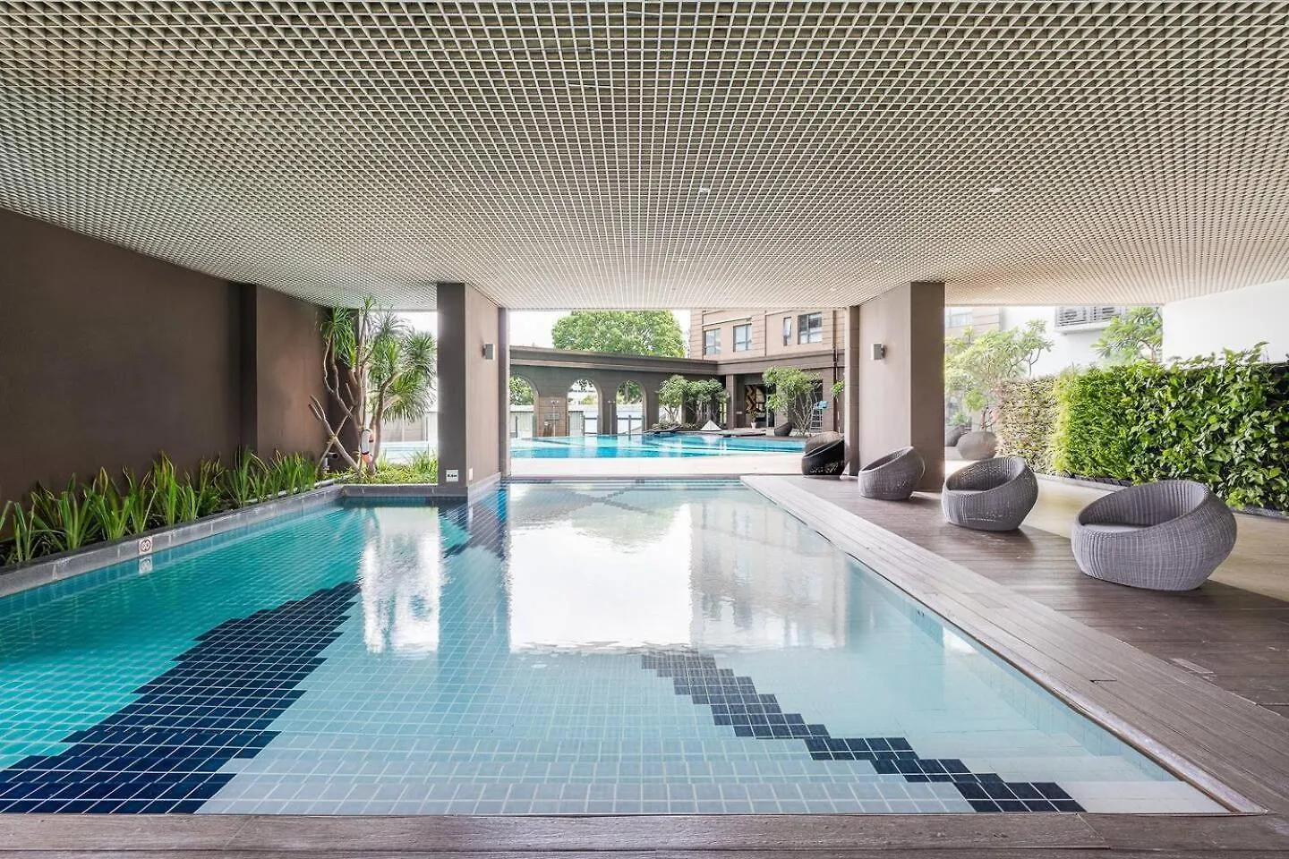 Can Ho Cao Cap Gan San Bay Tsn Ho Chi Minh City Apartment