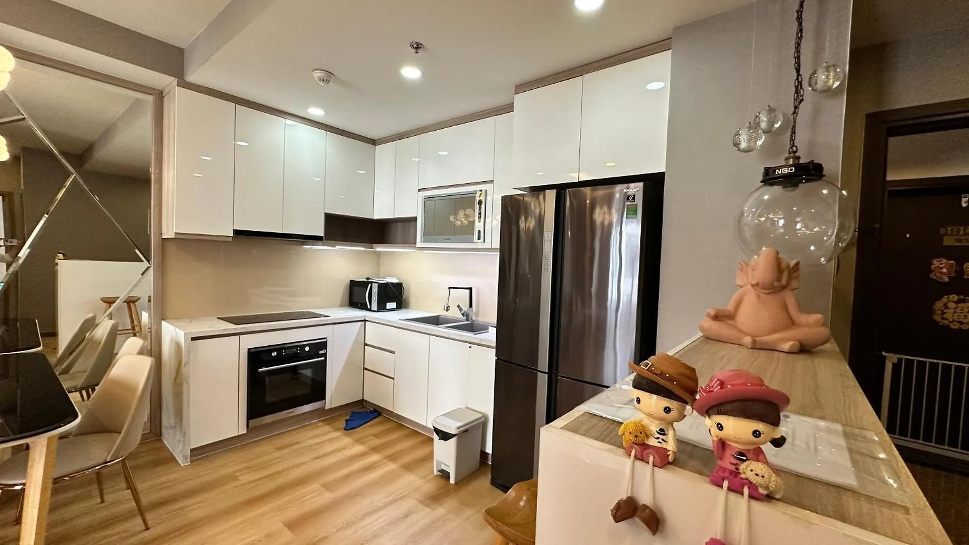 Apartment Can Ho Cao Cap Gan San Bay Tsn Ho Chi Minh City Vietnam